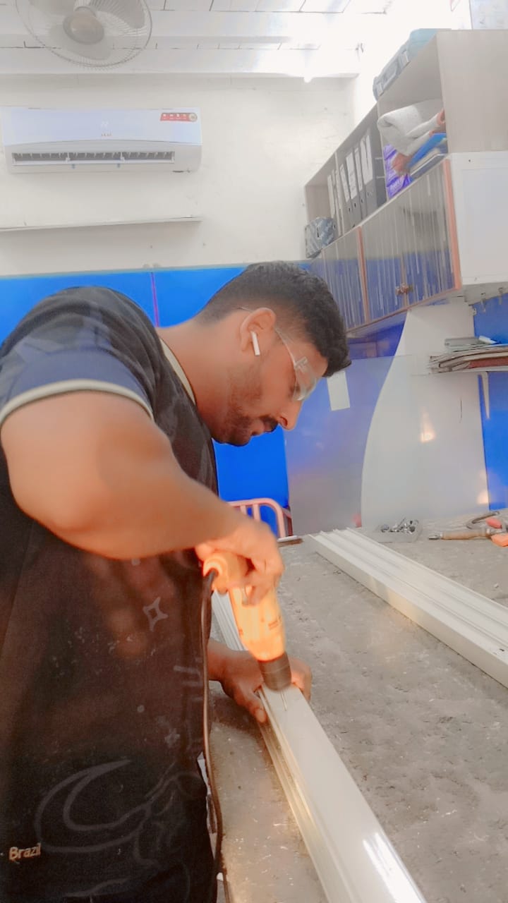 Aluminium Door making