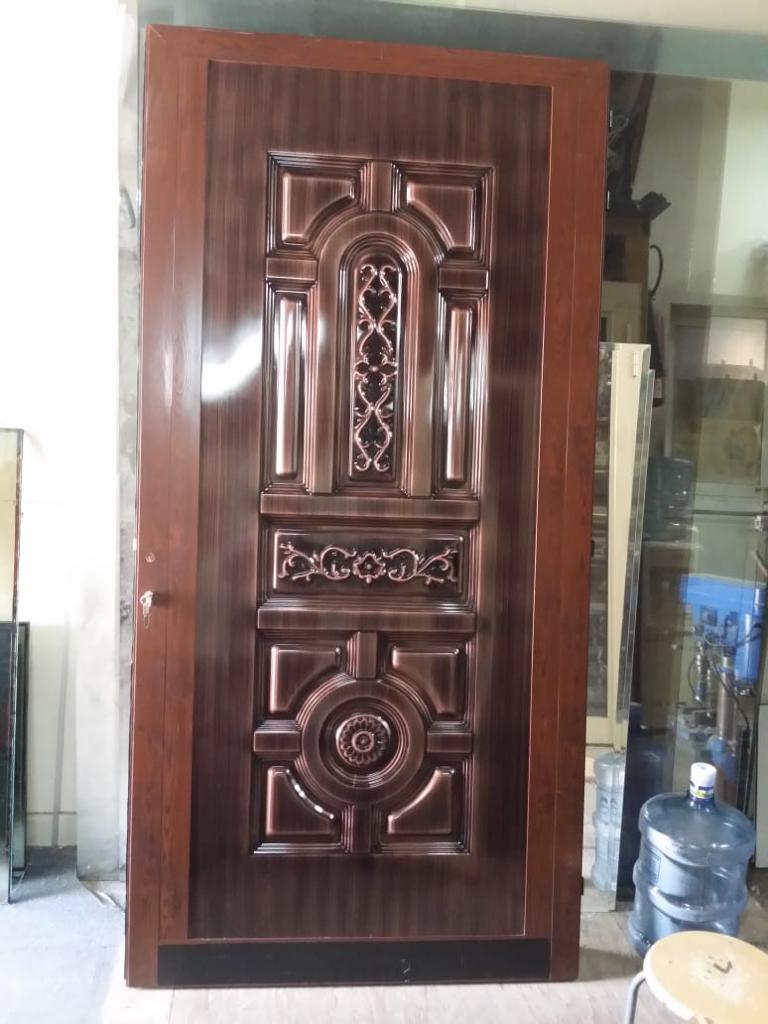 Aluminium frame with fibre sheet door